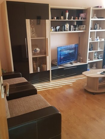 3 camere decomandate cu centrala proprie, Soarelui